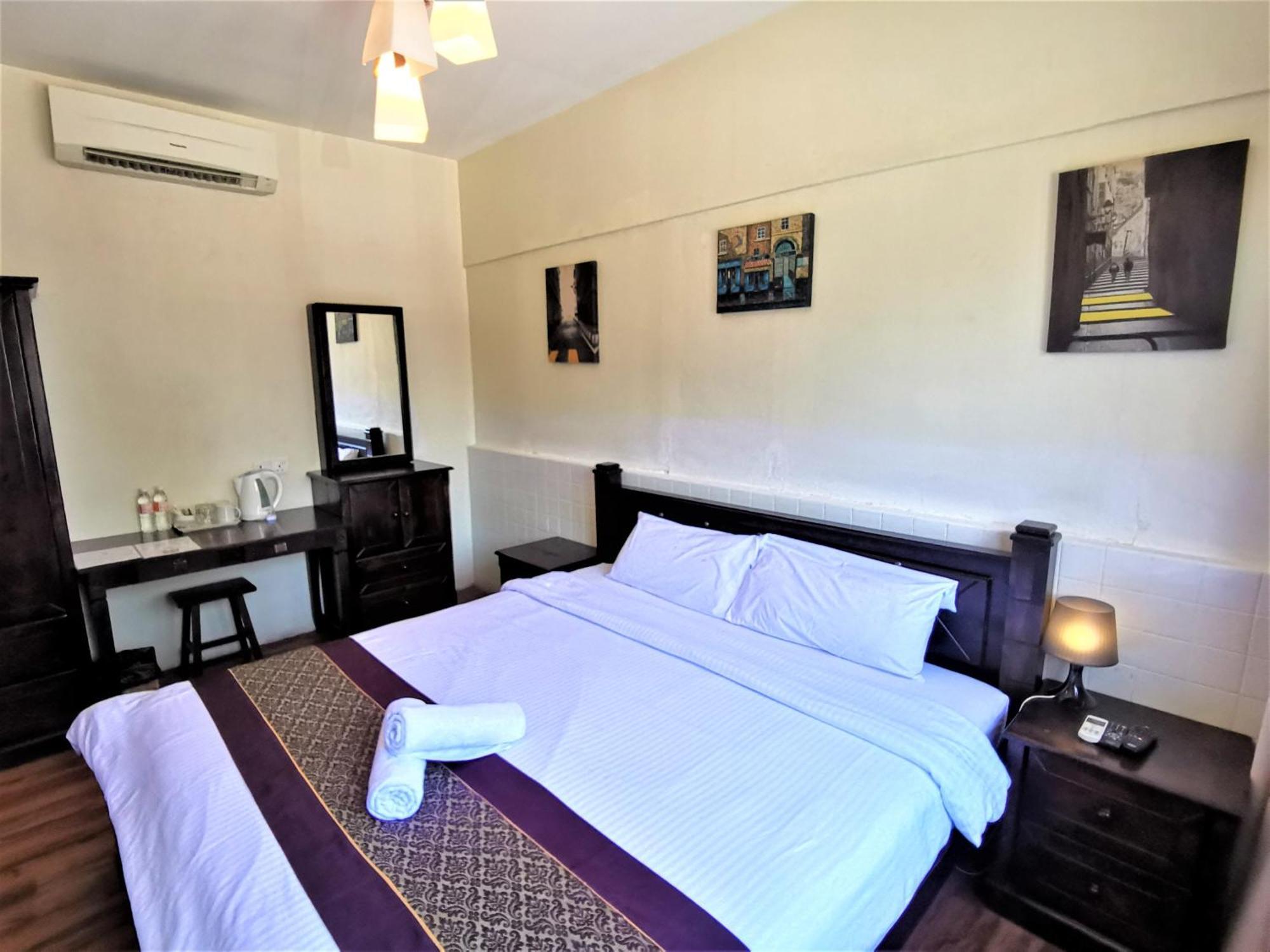 8 Boutique By The Sea Hotell Tanjung Tokong Exteriör bild