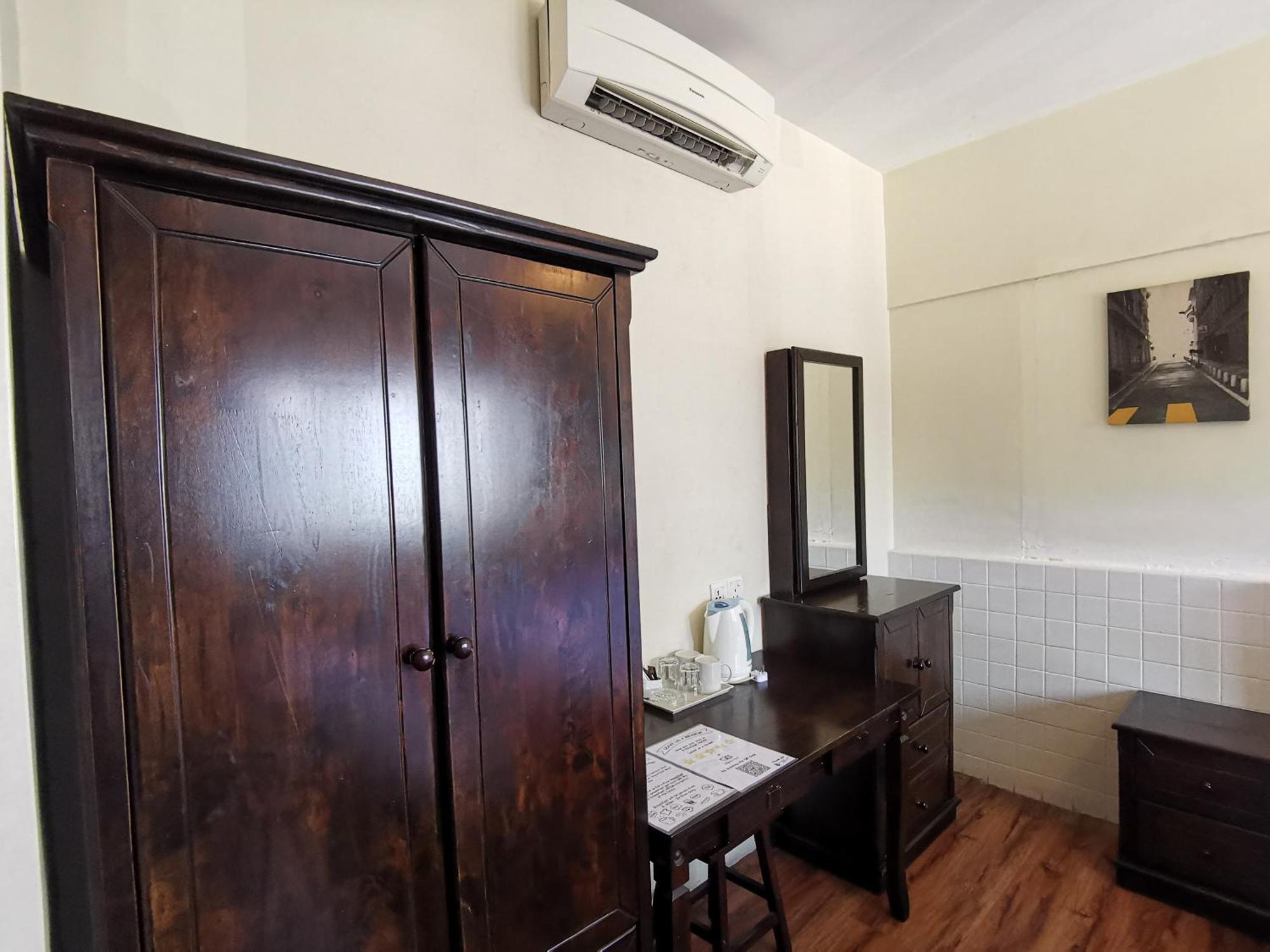8 Boutique By The Sea Hotell Tanjung Tokong Exteriör bild