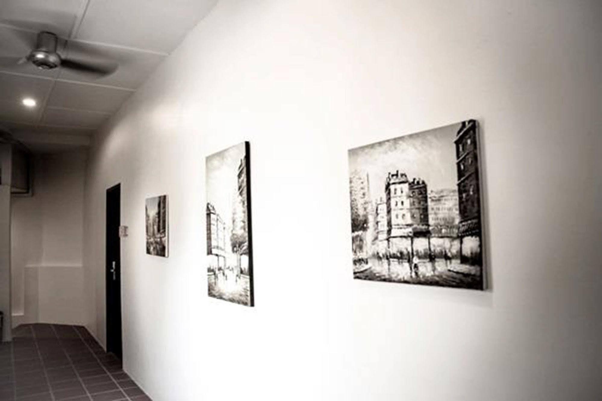 8 Boutique By The Sea Hotell Tanjung Tokong Exteriör bild