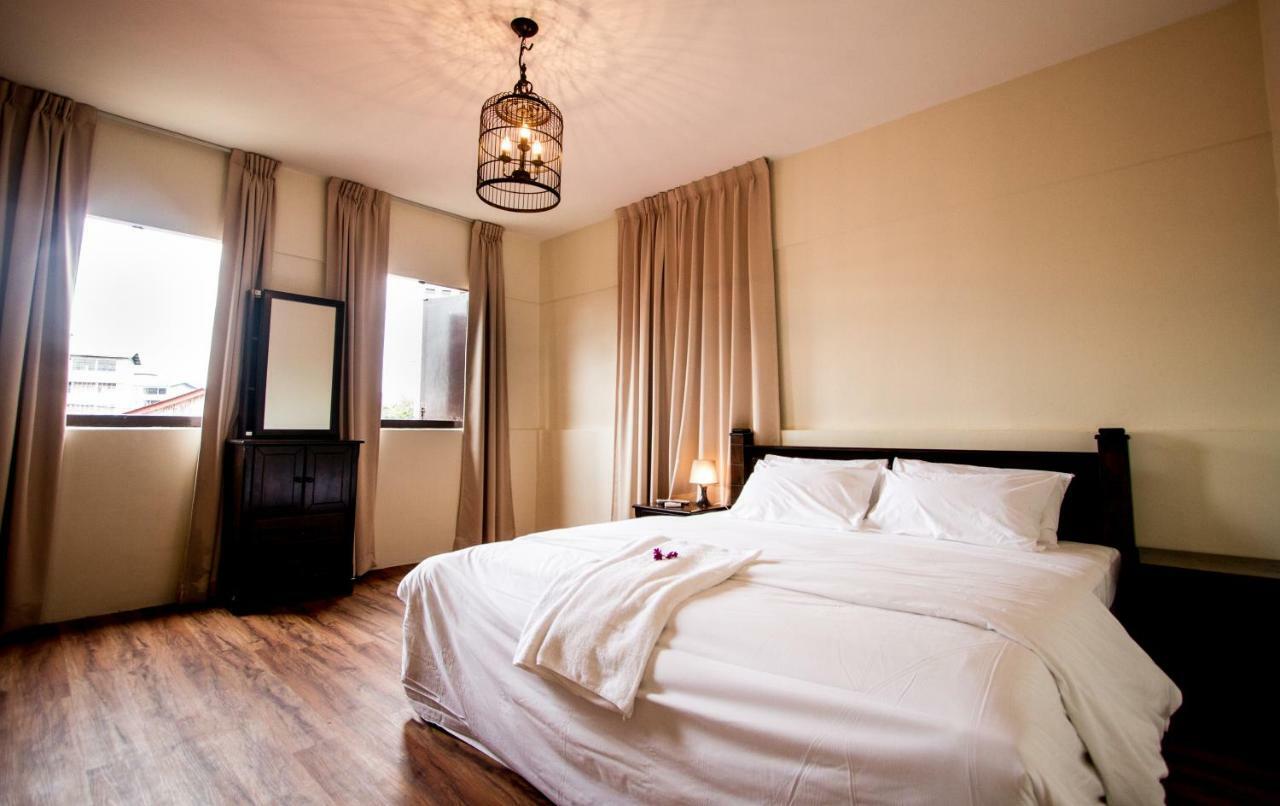 8 Boutique By The Sea Hotell Tanjung Tokong Exteriör bild
