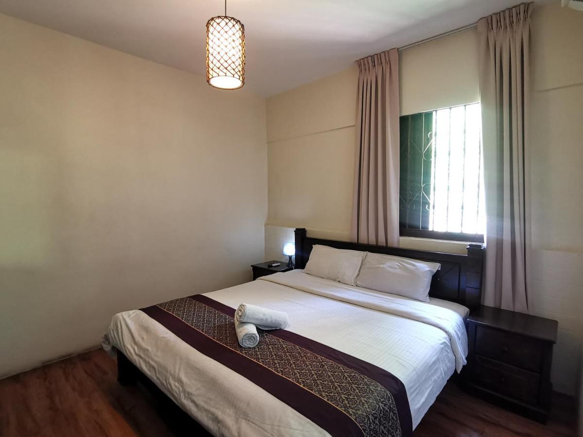 8 Boutique By The Sea Hotell Tanjung Tokong Exteriör bild